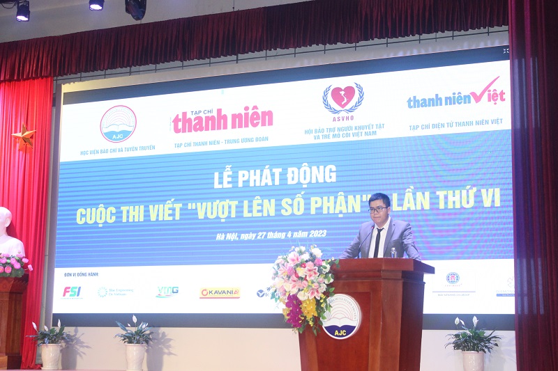Ông Nguyễn Minh Đức - Giám đốc Công ty cổ phần Csupporter đại diện các đơn vị đồng hành phát biểu hưởng ứng, đồng hành cùng cuộc thi