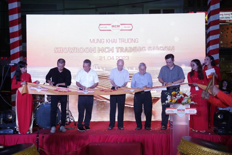 Công ty Minh Chiêu (MCM) là nơi hội tụ của lực lượng Marketing thế hệ mới - sáng tạo - chuyên nghiệp, tràn đầy nhiệt huyết và khát vọng Công ty Minh Chiêu (MCM) là nơi hội tụ của lực lượng Marketing thế hệ mới - sáng tạo - chuyên nghiệp, tràn đầy nhiệt huyết và khát vọng