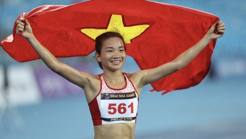 Việt Nam vươn lên dẫn đầu bảng tổng sắp huy chương SEA Games 32