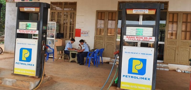 Lực lượng Quản lý thị trường tỉnh Đắk Nông tiến hành kiểm tra cơ sở