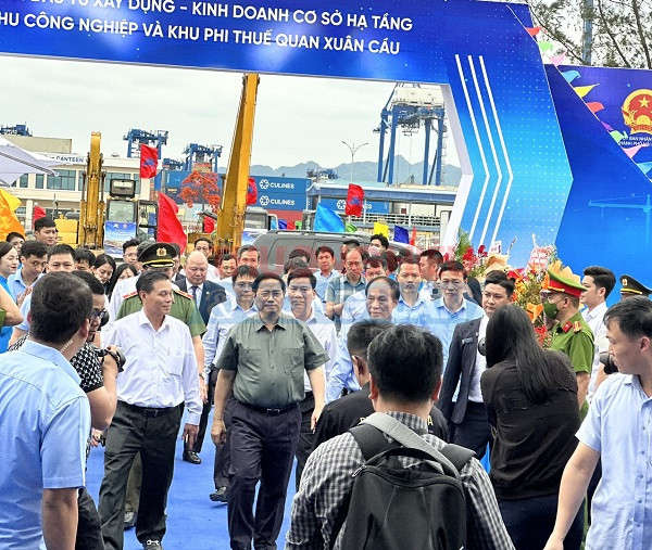 Thủ tướng Phạm Minh Chính dự lễ khởi công dự án ĐTXD KCN và Khu phi thuế quan Xuân Cầu tại Hải Phòng