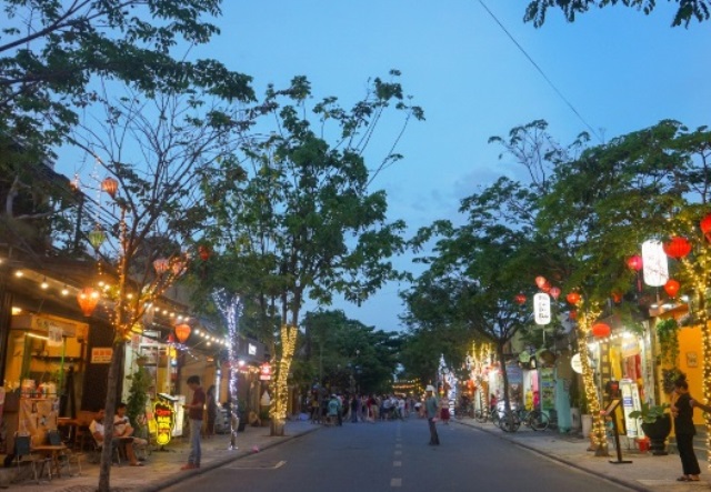 Hội An khai trương phố đi bộ mới Hội An khai trương phố đi bộ mới