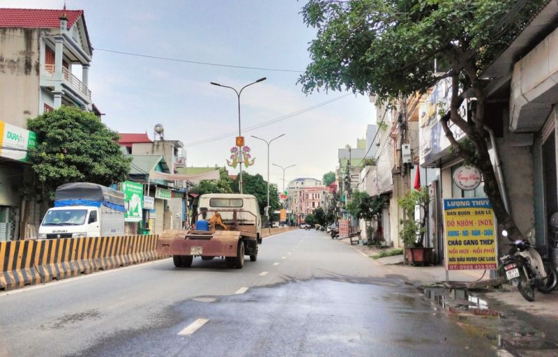 nhiều xe kh&ocirc;ng r&otilde; biển số, xuống cấp vẫn v&ocirc; tư tham gia giao th&ocirc;ng, tiềm ẩn nguy cơ mất an to&agrave;n giao th&ocirc;ng