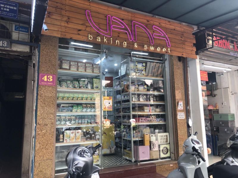 Cửa hàng VANA tại 43 Hàng Thiếc, quận Hoàn Kiếm