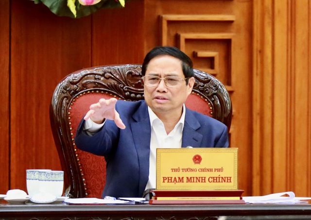 Thủ tướng Phạm Minh Chính chỉ đạo các giải pháp để xử lý thiếu hụt điện cục bộ và ngắn hạn - Ảnh: VGP/Nhật Bắc