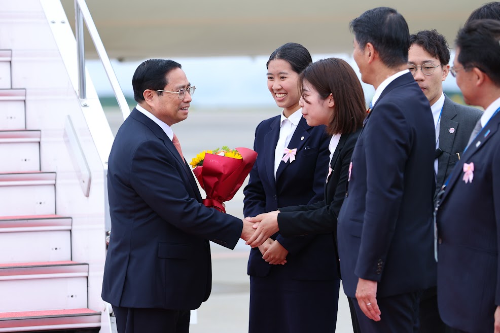 Một số hình ảnh lễ đón Thủ tướng Phạm Minh Chính và đoàn đại biểu cấp cao Việt Nam tại sân bay Hiroshima