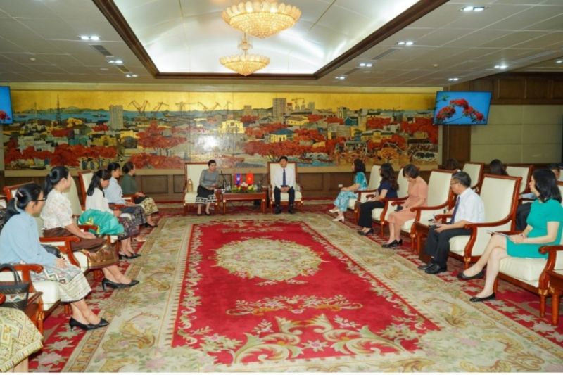 Đoàn nữ lãnh đạo Ngoại giao Việt Nam - Lào đến thăm, làm việc tại Hải Phòng