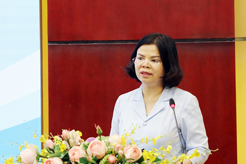 Chủ tịch UBND tỉnh Nguyễn Hương Giang phát biểu chỉ đạo phiên họp