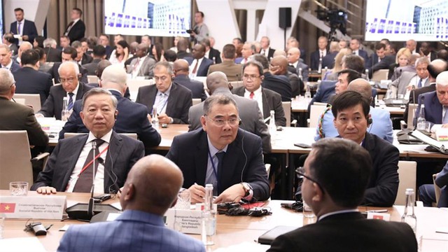 Đoàn đại biểu Việt Nam dự Hội nghị lãnh đạo cấp cao phụ trách an ninh lần thứ XI tại Nga - Ảnh: Cổng TTĐT Bộ Công an