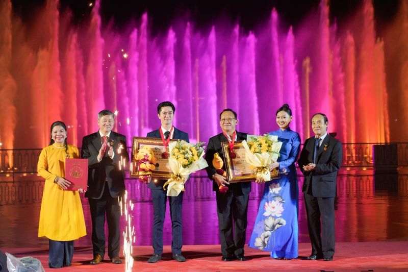 Tập đoàn Vạn Phúc đã xác lập 2 kỷ lục của Tổ chức kỷ lục Việt Nam
