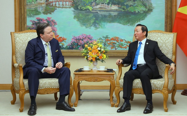 Phó Thủ tướng Trần Hồng Hà tiếp Đại sứ Hoa Kỳ tại Việt Nam Marc E. Knapper