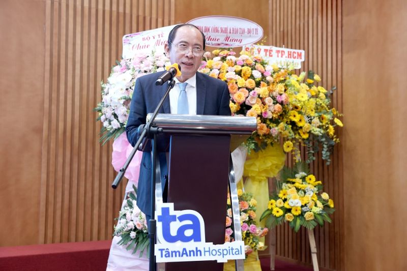 PGS.TS.BS Tăng Chí Thượng phát biểu tại buổi lễ thành lập Viện nghiên cứu Tâm Anh