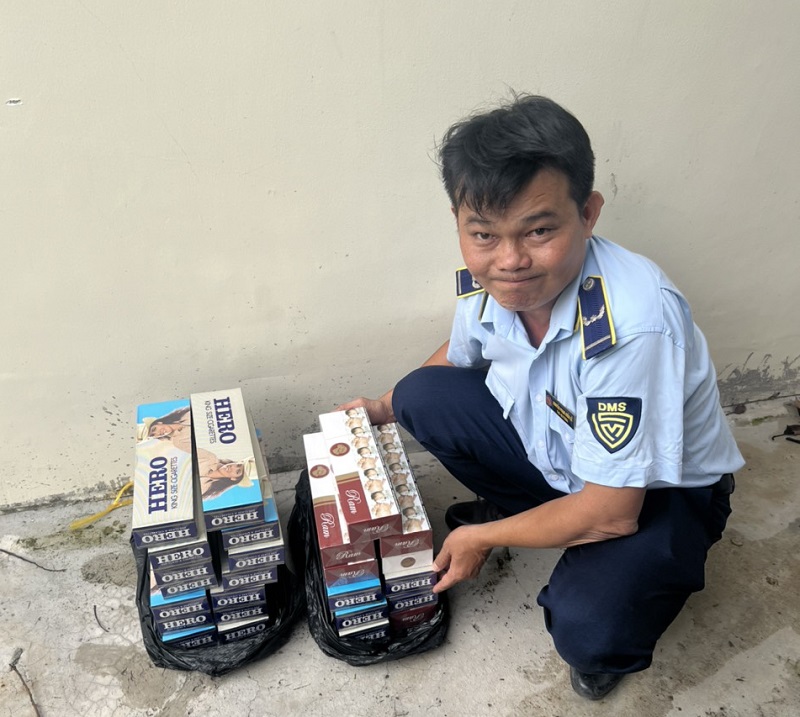 Tây Ninh: Liên tiếp kiểm tra, xử phạt 3 cơ sở kinh doanh thuốc lá điếu nhập lậu