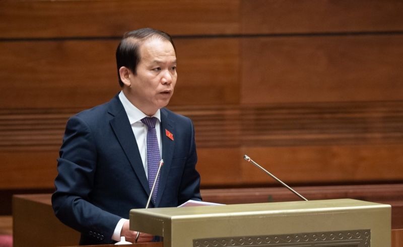 Chủ nhiệm Ủy ban Pháp luật của Quốc hội Hoàng Thanh Tùng trình bày báo cáo giải trình, tiếp thu, chỉnh lý dự thảo Nghị quyết