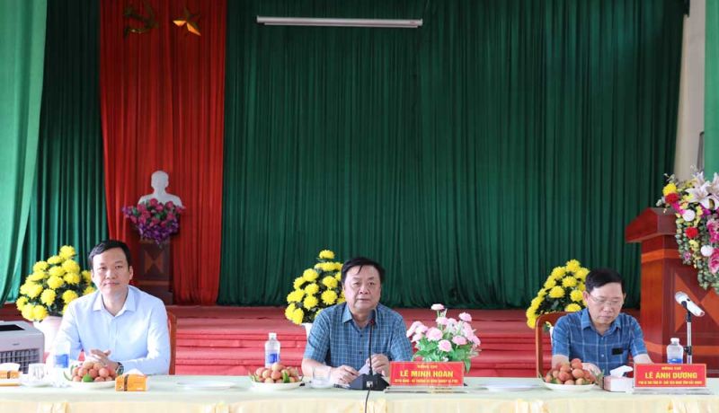 Ông Lê Minh Hoan phát biểu tại buổi làm việc.