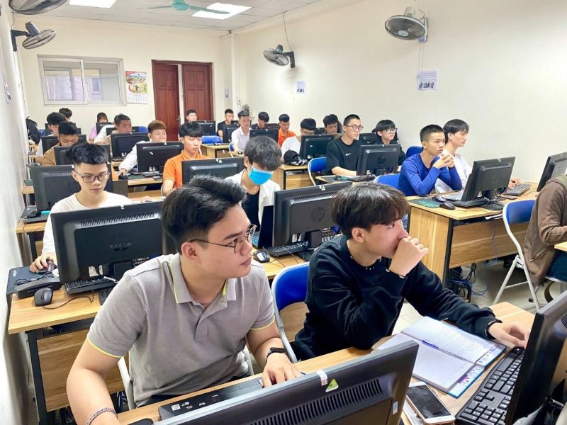 10 nhóm nghề giảm lao động lớn nhất