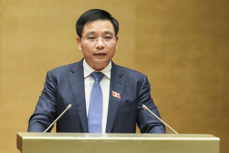 Bộ trưởng Bộ GTVT Nguyễn Văn Thắng trả lời chất vấn chiều 7/6.