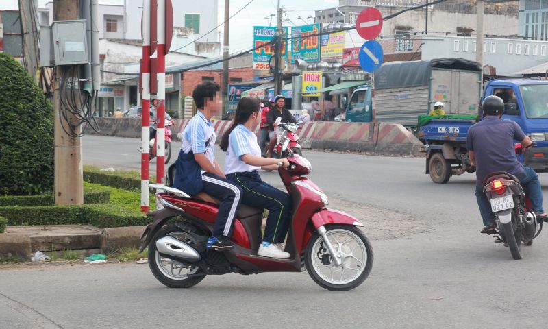 Chủ xe sẽ bị xử lý nếu giao phương tiện cho người không đủ điều kiện lái xe