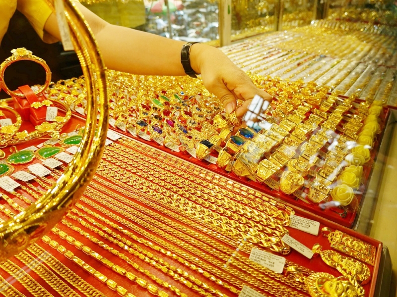 Giá vàng hôm nay 10/6: Thị trường trong nước tăng nhẹ