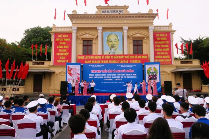 Hải Phòng Triễn lãm Cuộc thi sáng tác tranh cổ động tuyên truyền kỷ niệm 75 năm lời kêu gọi ái quốc