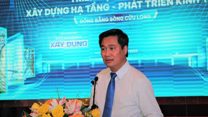 Thứ trưởng Bộ X&acirc;y dựng - Nguyễn Tường Văn đ&aacute;nh gi&aacute;, những năm gần đ&acirc;y, c&ocirc;ng t&aacute;c đầu tư x&acirc;y dựng hạ tầng kỹ thuật được quan t&acirc;m, hệ thống giao th&ocirc;ng được đầu tư mới