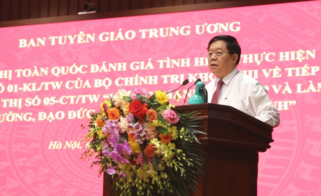 Bí thư Trung ương Đảng, Trưởng Ban Tuyên giáo Trung ương Nguyễn Trọng Nghĩa phát biểu tại Hội nghị