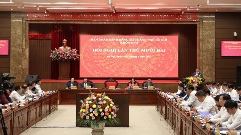 Quang cảnh một hội nghị Ban Chấp hành Đảng bộ thành phố Hà Nội