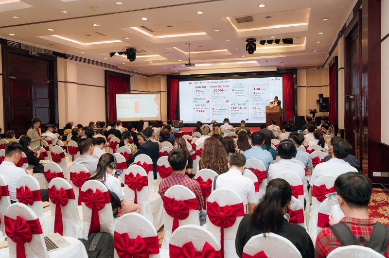 Quang cảnh buổi Lễ phát động Chiến dịch Race To Net Zero Quang cảnh buổi Lễ phát động Chiến dịch Race To Net Zero