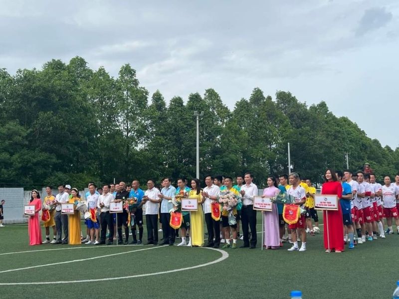 Giải Bóng đá Người làm báo Thanh Hóa lần thứ VI - Cúp Đông Á năm 2023 quy tụ hơn 100 vận động viên của 5 đội bóng