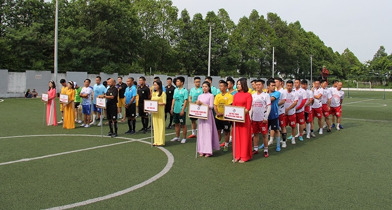 Giải bóng đá Người làm báo Thanh Hóa quy tụ hơn 100 VĐV thuộc 5 đội bóng tham gia