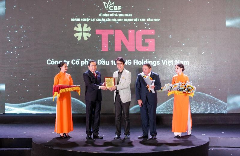 TNG Holdings Vietnam được vinh danh “Doanh nghiệp đạt chuẩn văn hóa kinh doanh Việt Nam” năm 2022