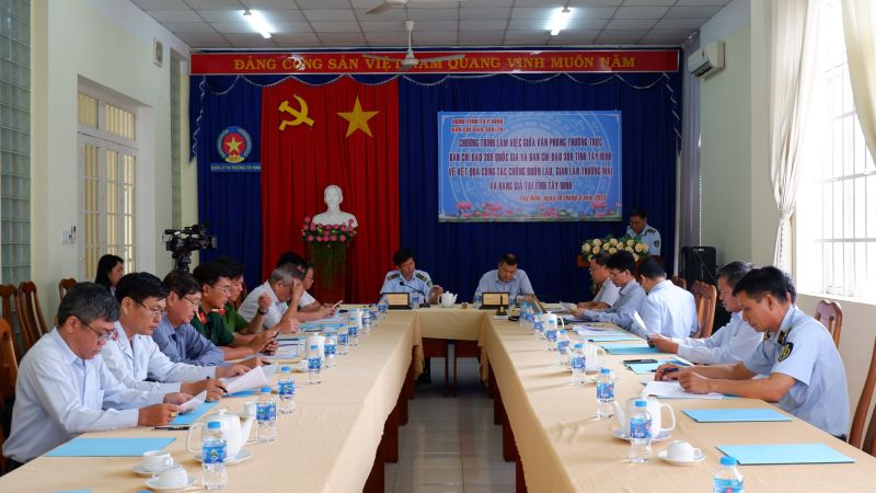 Đoàn Công tác Văn phòng Thường trực BCĐ 389 quốc gia làm việc với BCĐ 389 tỉnh Tây Ninh