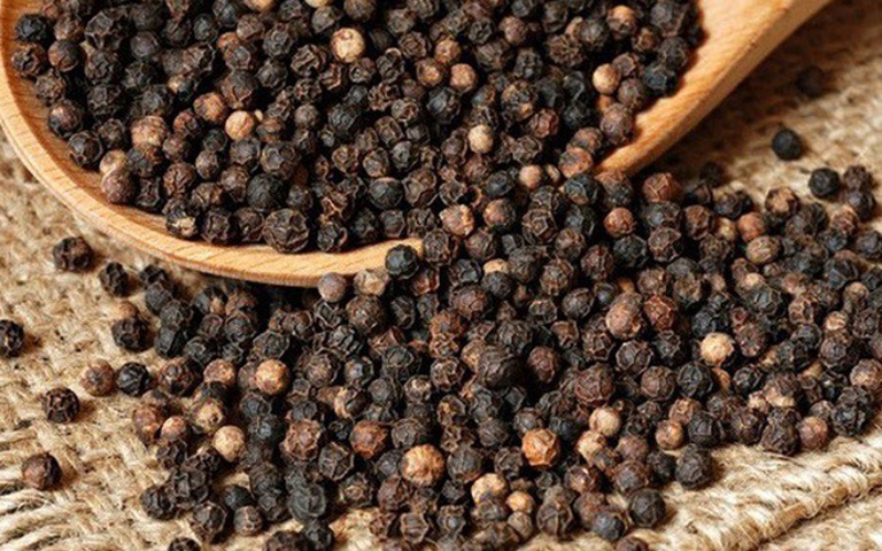 Giá tiêu hôm nay 21/6: Thị trường trong nước tiếp tục đi ngang