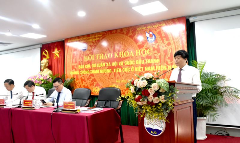 PGS, TS. Phạm Minh Sơn, Giám đốc Học viện Báo chí và Tuyên truyền chào mừng Hội thảo