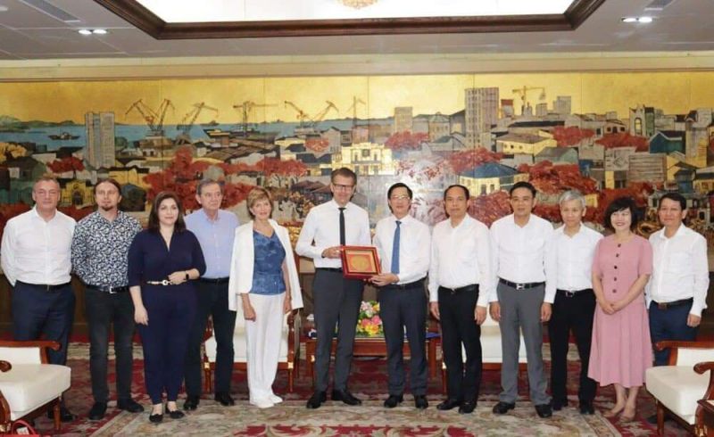 Hải Phòng tiếp xã giao Đoàn nghị sỹ Nghị viện Châu Âu