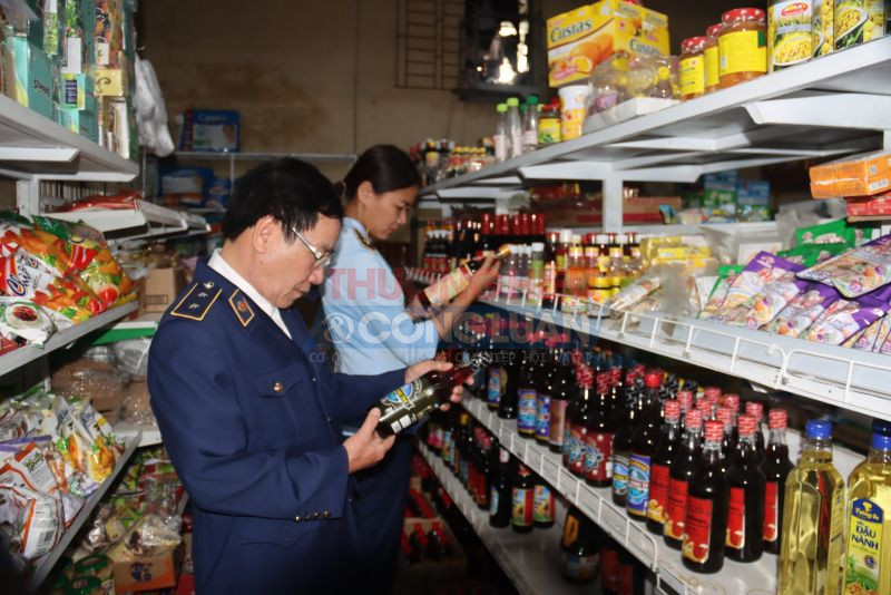 Lực lượng Quản lý thị trường tỉnh Thái Bình đang làm nhiệm vụ
