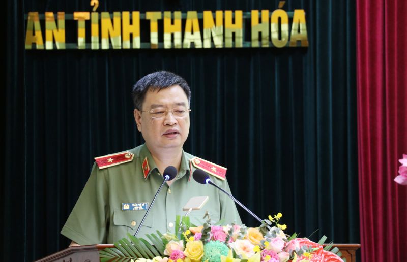 Thiếu tướng Trần Phú Hà, Ủy viên BTV Tỉnh ủy, Bí thư Đảng ủy, Giám đốc Công an tỉnh phát biểu chỉ đạo Hội nghị