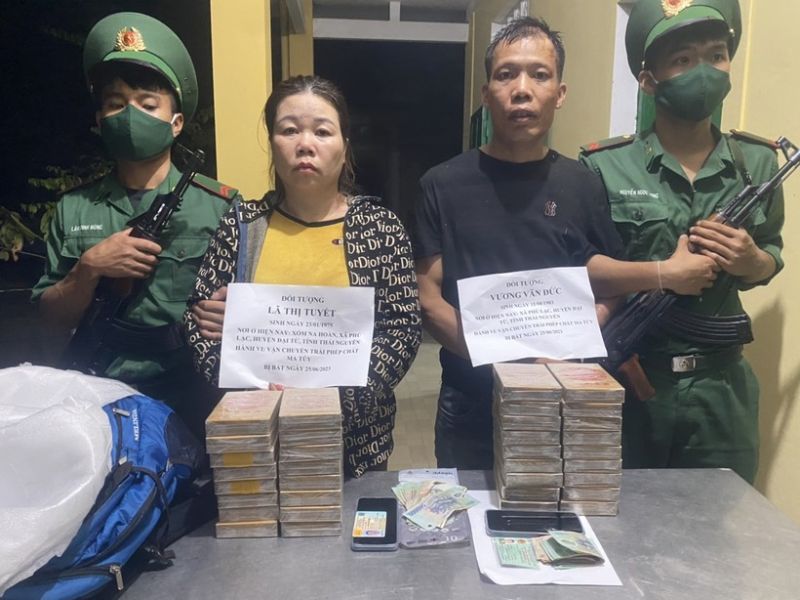 2 đối tượng vận chuyển hơn 11kg ma túy từ Lào về Việt Nam