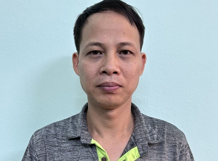 Do cần tiền tiêu xài cá nhân nên lợi dụng mình là nhân viên ngân hàng, Nguyễn Ngọc Hải đã lừa đảo chiếm đoạt 350 triệu đồng của nạn nhân Do cần tiền tiêu xài cá nhân nên lợi dụng mình là nhân viên ngân hàng, Nguyễn Ngọc Hải đã lừa đảo chiếm đoạt 350 triệu đồng của nạn nhân