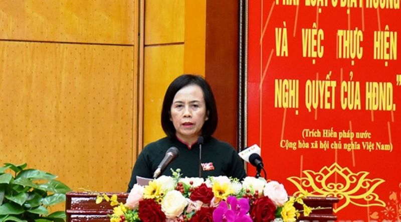 Chủ tịch HĐND tỉnh Lạng Sơn Đoàn Thị Hậu phát biểu bế mạc kỳ họp