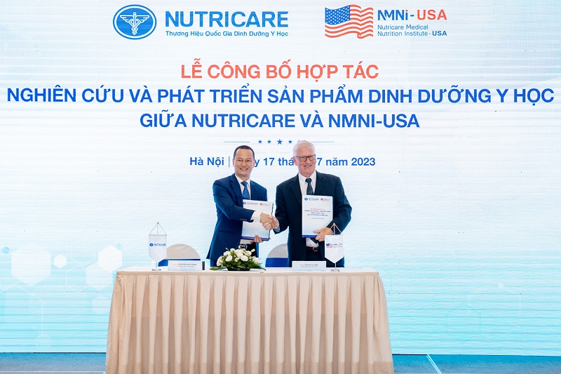 Lễ ký kết hợp tác nghiên cứu và phát triển sản phẩm dinh dưỡng y học giữa Nutricare và NMNI-USA