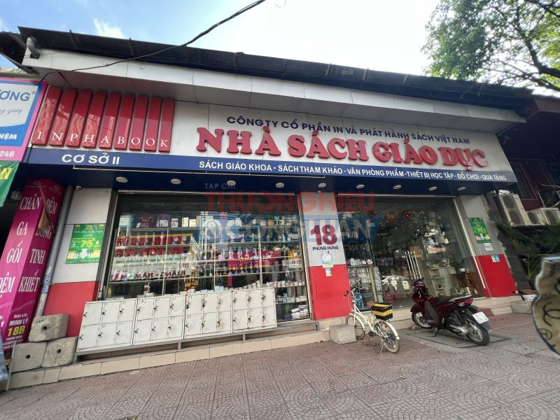 Sau phản ánh của báo chí, Nhà sách Giáo dục bị xử phạt hành chính và tịch thu sản phẩm vi phạm