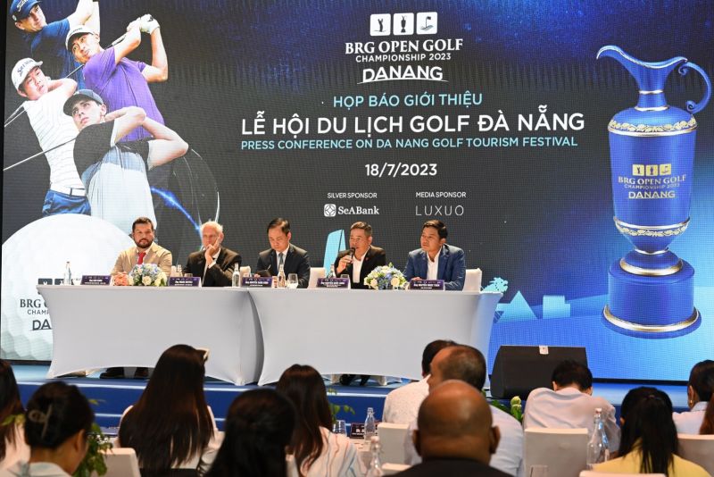 Toàn cảnh lễ họp báo giới thiệu Lễ hội Du lịch Golf Đà Nẵng với tâm điểm là giải đấu chuyên nghiệp BRG Open Golf Championship Danang 2023
