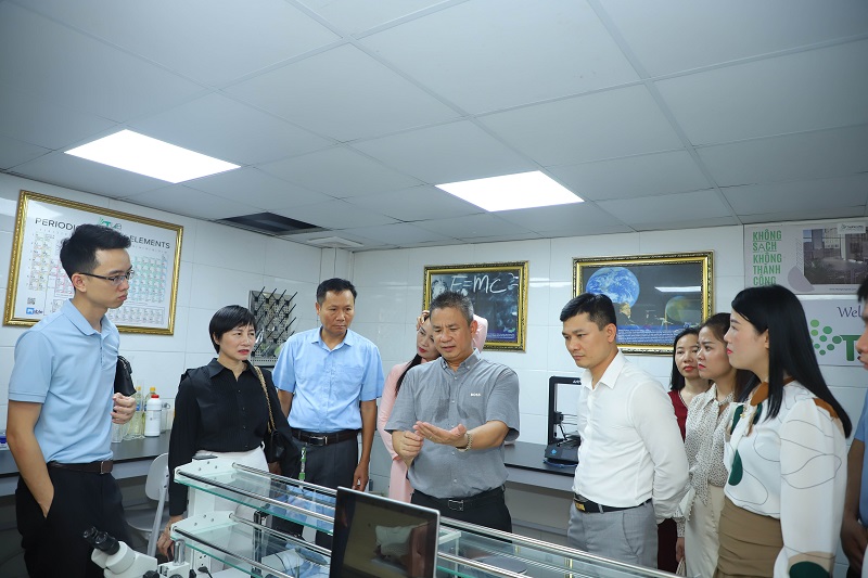 Hiệp hội doanh nghiệp TP Thanh Hóa thăm mô hình kinh doanh của Công ty CP Thiết bị và Hóa chất Thăng Long.