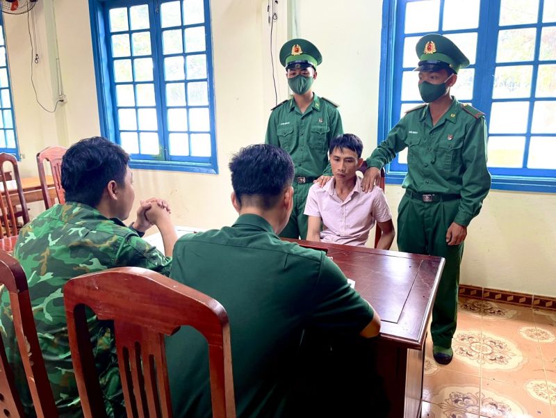 Nguyễn Văn Năng bị bắt giữ khi đang vận chuyển 55 kg thuốc nổ - Ảnh: M.H