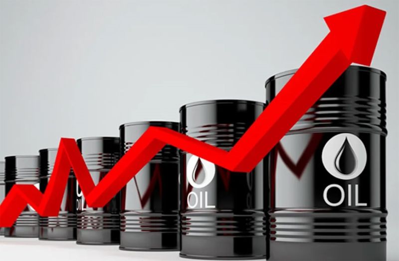 Giá xăng dầu hôm nay 31/7 dự báo tiếp đà tăng dù đã có 5 tuần tăng liên tiếp (Ảnh minh họa)