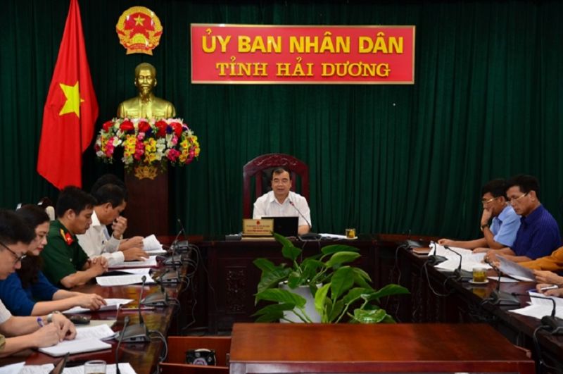 Ông Nguyễn Minh Hùng, Phó Chủ tịch UBND tỉnh Hải Dương, Trưởng Ban Tổ chức lễ hội chủ trì cuộc họp