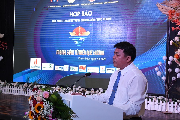 Ông Nguyễn Duy Quang, Phó Giám đốc sở Nông nghiệp- PTNT, Giám đốc “Quỹ hỗ trợ phát triển nghề cá Khánh Hòa” phát biểu