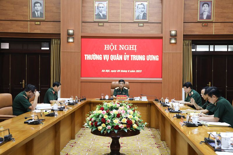 Đại tướng Phan Văn Giang chủ trì hội nghị. Ảnh BQP