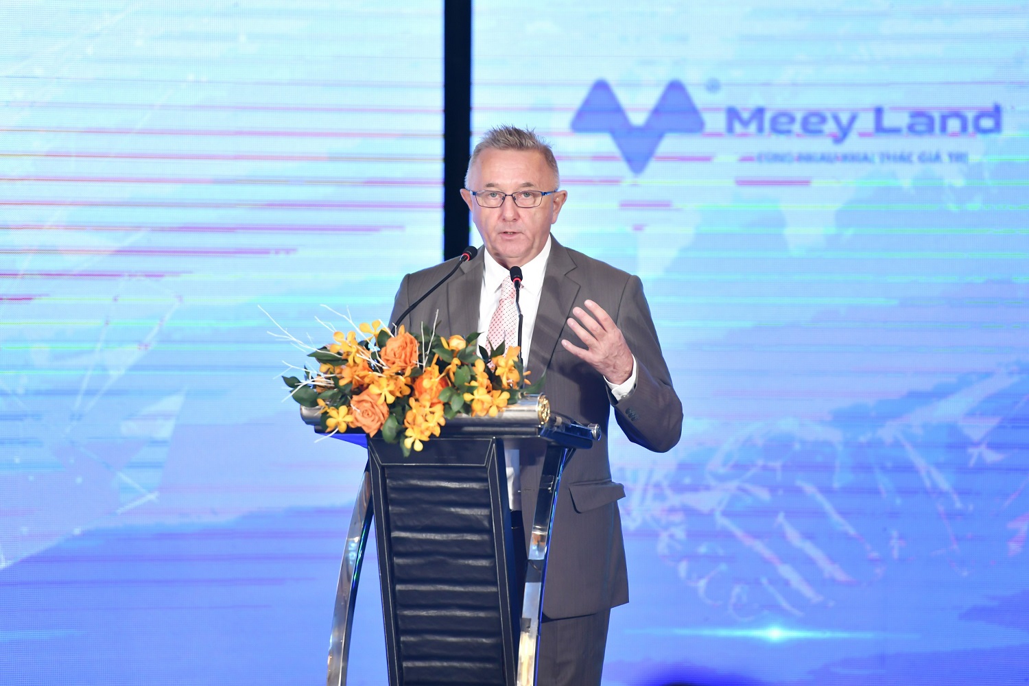 Ông Mark Forsyth - Nhà sáng lập Quỹ Alamat Capital chia sẻ về thương vụ hợp tác chiến lược với Meey Land.